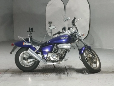 Honda MAGNA 50