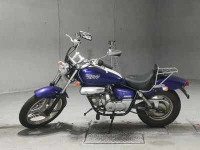 Honda MAGNA 50