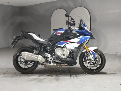 BMW BMW S1000XR