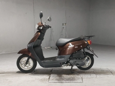 Honda  TACT  BASIC 