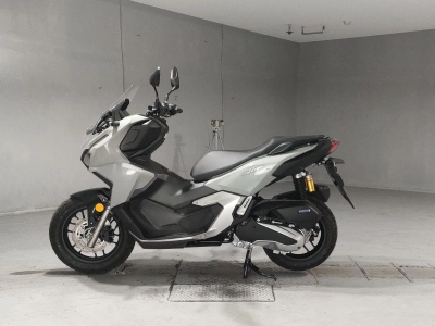 Honda ADV160