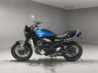 Kawasaki Z900RS