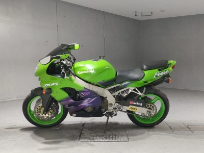 Kawasaki ZX-9R