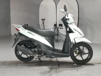 Suzuki ADDRESS V110