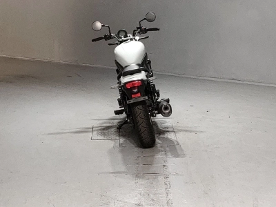 Kawasaki ELIMINATOR 400-1
