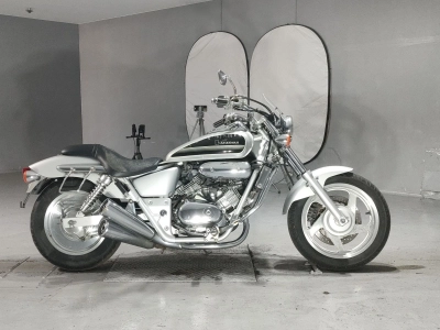 Honda MAGNA 250