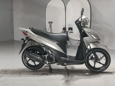 Suzuki ADDRESS V110