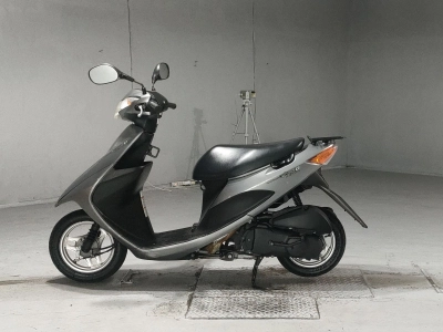 Suzuki ADDRESS V50
