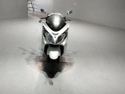 Suzuki SKYWAVE 250S
