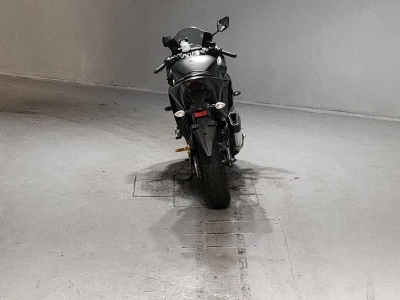 Yamaha YZF-R25