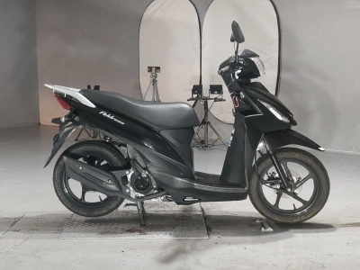 Suzuki ADDRESS V110