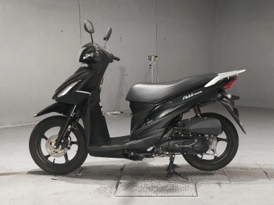 Suzuki ADDRESS V110