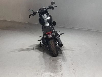 Harley-Davidson  HARLEY FXLRS1870