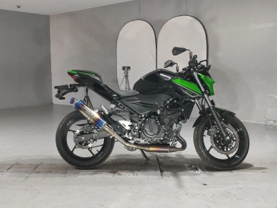 Kawasaki Z400