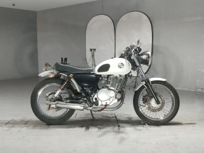 Suzuki ST250