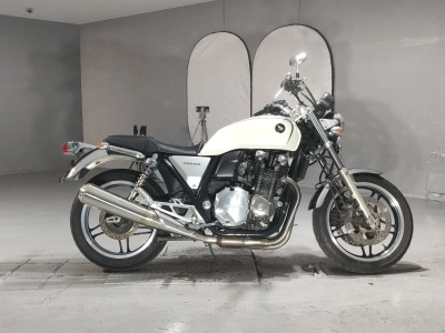Honda CB1100