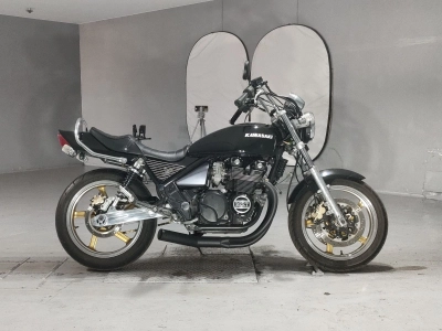 Kawasaki ZEPHYR400