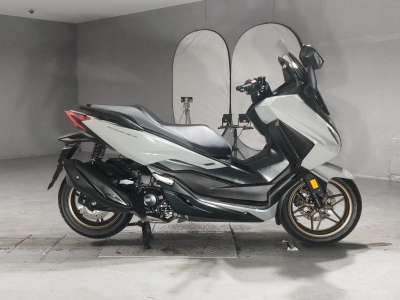 Honda FORZA