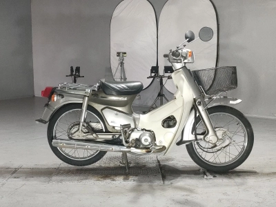 Honda SUPER CUB90