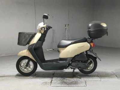 Honda  TACT  BASIC 