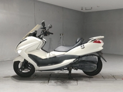 Yamaha MAJESTY 250