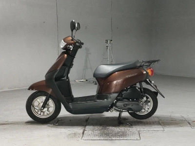 Honda  TACT  BASIC 