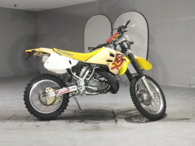 Suzuki RMX250S