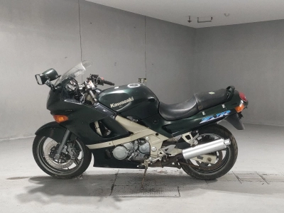 Kawasaki ZZR400