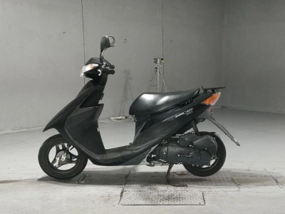 Suzuki ADDRESS V50