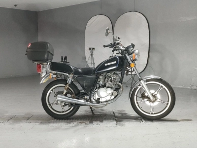 Suzuki GN125H