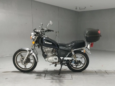 Suzuki GN125H