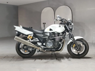 Yamaha XJR1300