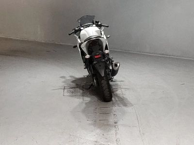 Yamaha YZF-R25
