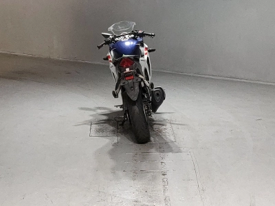 Honda CBR250R