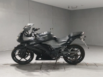 Kawasaki NINJA250R