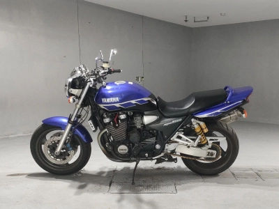 Yamaha XJR1300