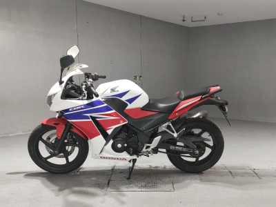 Honda CBR250R