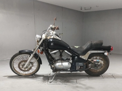 Kawasaki VULCAN400