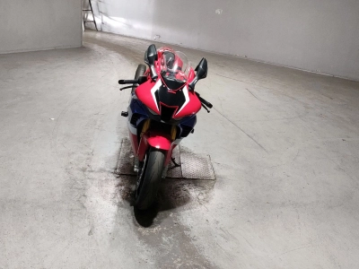 Honda CBR1000RR-R SP