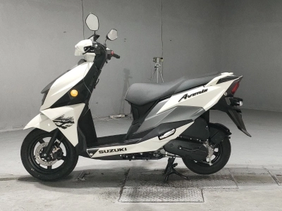 Suzuki AVENIS125