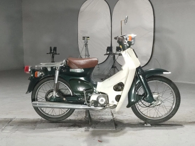 Honda SUPER CUB90
