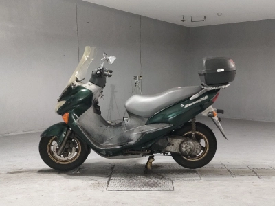 Suzuki AVENIS150
