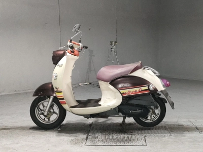 Yamaha VINO