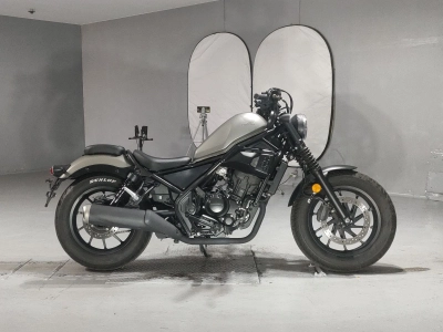 Honda REBEL