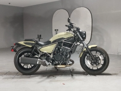 Kawasaki ELIMINATOR 400-1