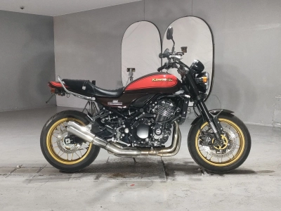 Kawasaki Z900RS