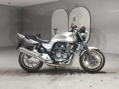 Honda CB400SFV-4