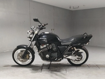 Honda CB400SF