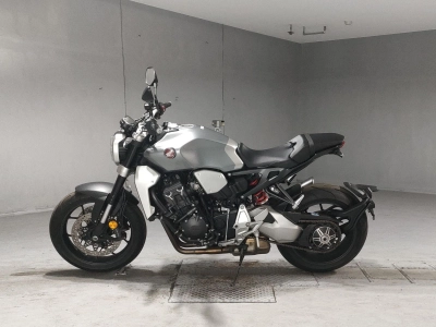 Honda CB1000R