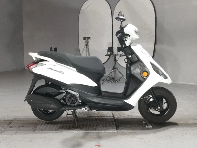 Yamaha  AXIS Z